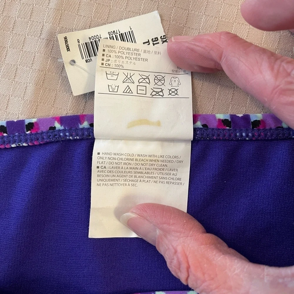 Old Navy NWT purple/blue/black abstract pattern bikini bottoms. Size XL. - Picture 5 of 5